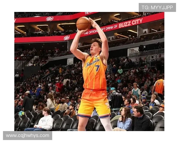 克尼佩尔三分命中数超越米切尔成联盟第一出手次数却少57次引发热议